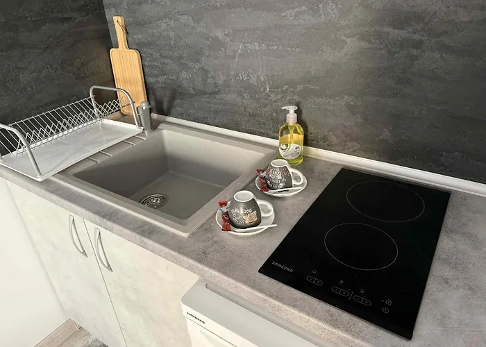 アパート Sun ヴァルナ