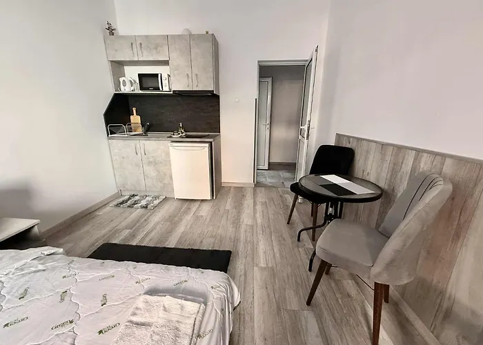 アパート Sun ヴァルナ